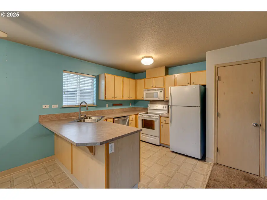 14605 NE 20th Ave #B101, Vancouver, WA 98686 - Image #3