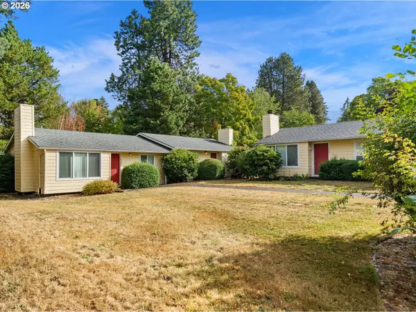 15991 SW Sunset Ct, Sherwood, OR 97140