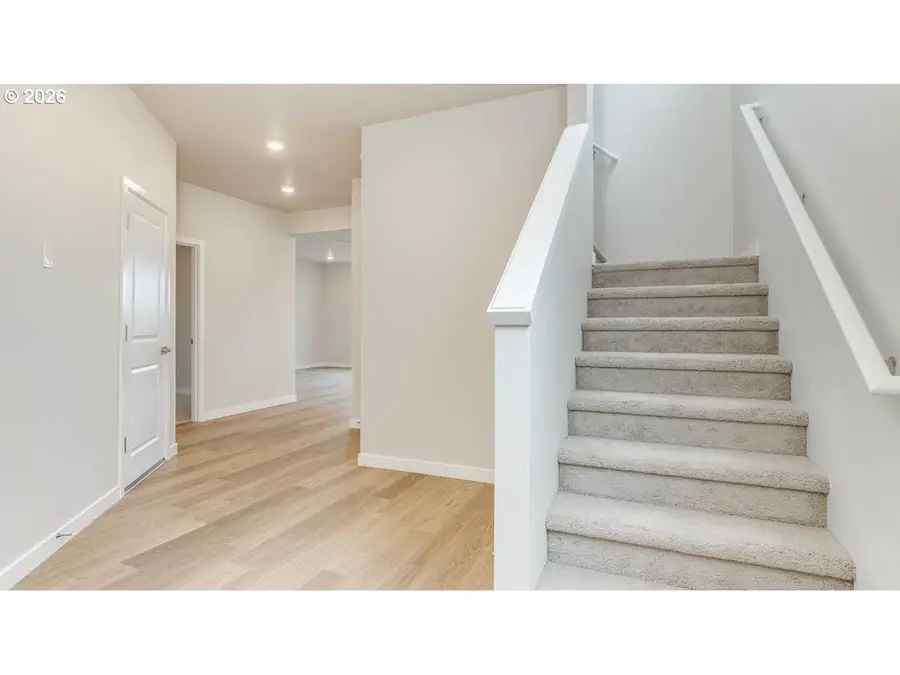 9481 SE Crystal Rose St, Portland, OR 97086 - #3