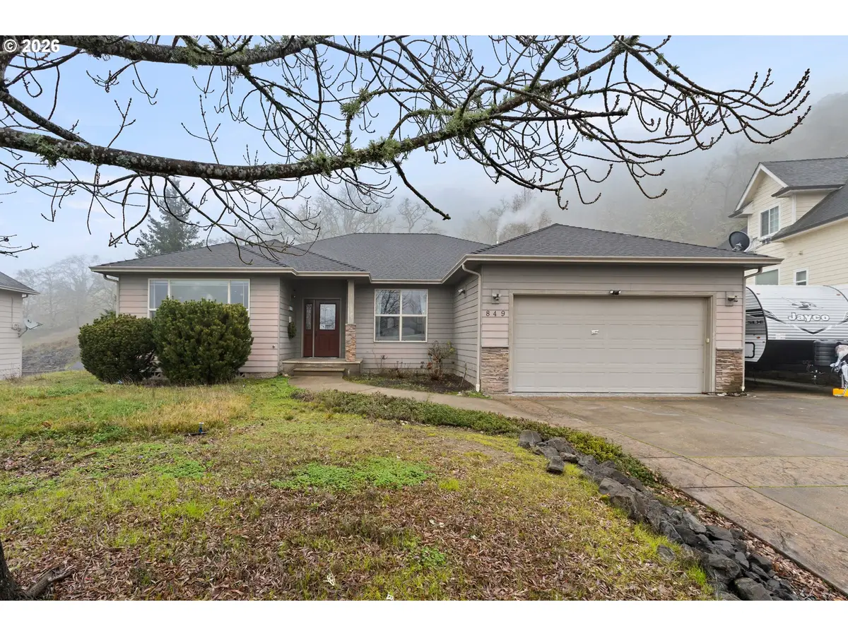 849 North View Dr, Winchester, OR 97495 - Image #1