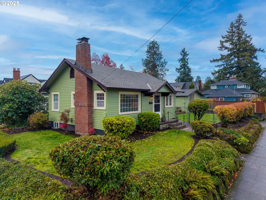 5734 NE Broadway, Portland, OR 97213 - Image #3