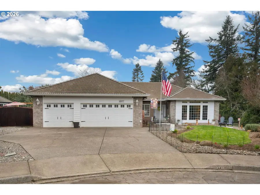 4527 NW Center Ct, Camas, WA 98607 - Image #2