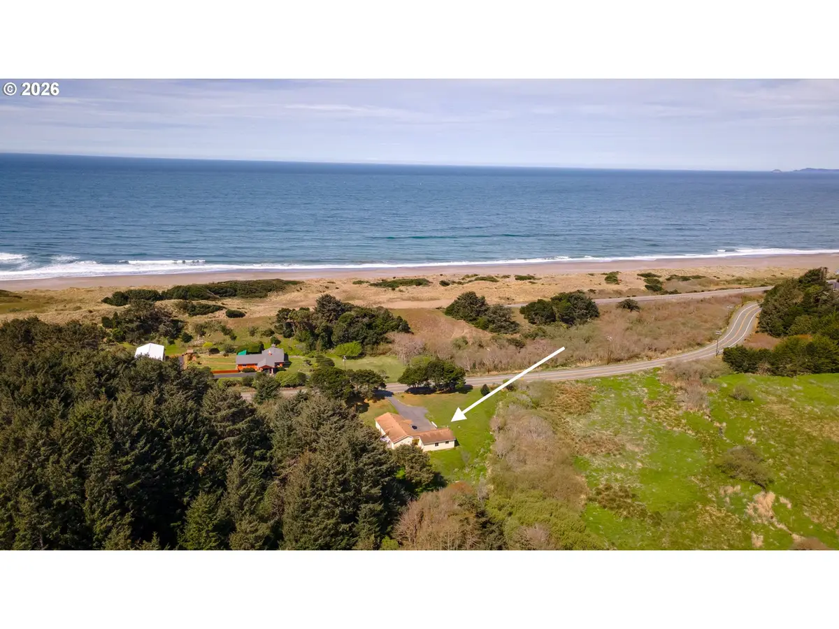 34271 Ophir Rd, Gold Beach, OR 97444 - #1