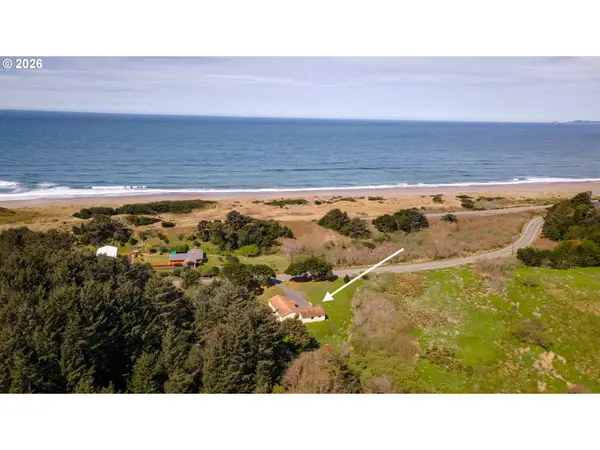 34271 Ophir Rd, GoldBeach, OR 97444