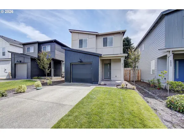 6813 NE 121st St, Vancouver, WA 98686