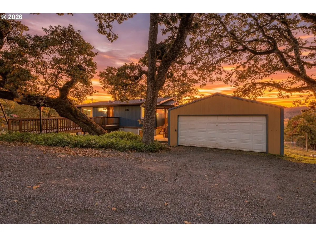 29127 Gimpl Hill Rd, Eugene, OR 97402 - #1