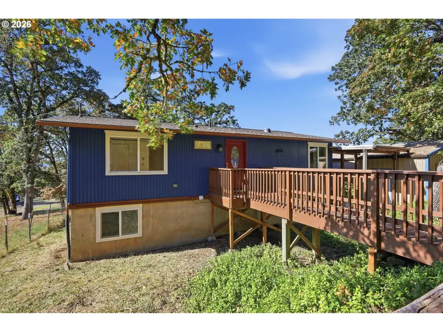 29127 Gimpl Hill Rd, Eugene, OR 97402 - #3