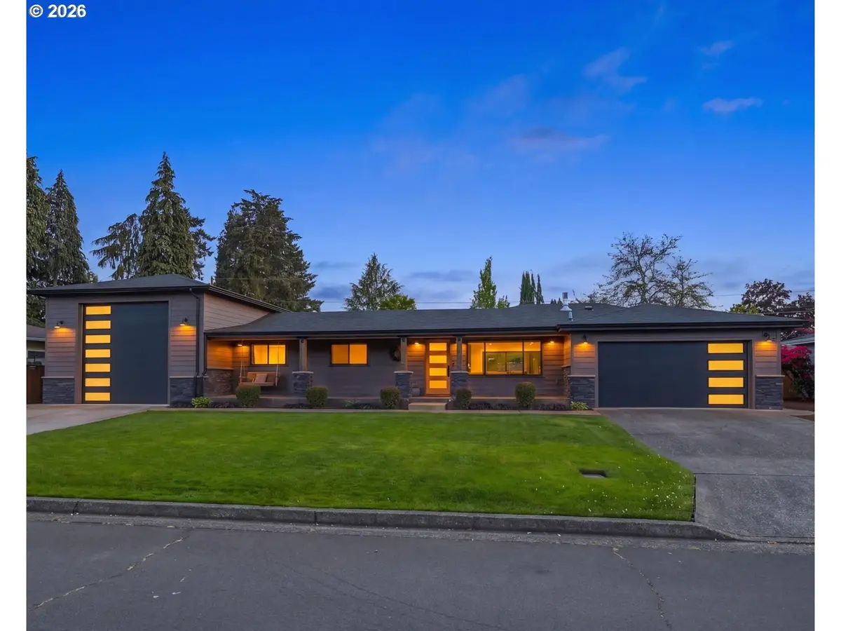 2010 Valhalla St, Eugene, OR 97401 - #1