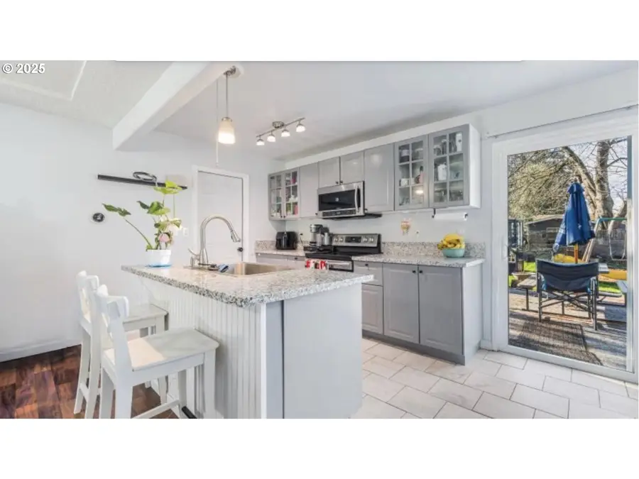 9505 SE 79th Ave, Milwaukie, OR 97222 - Image #3