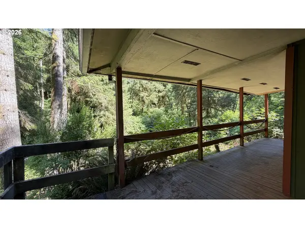 1799 N Doris Ln, Otis, OR 97368
