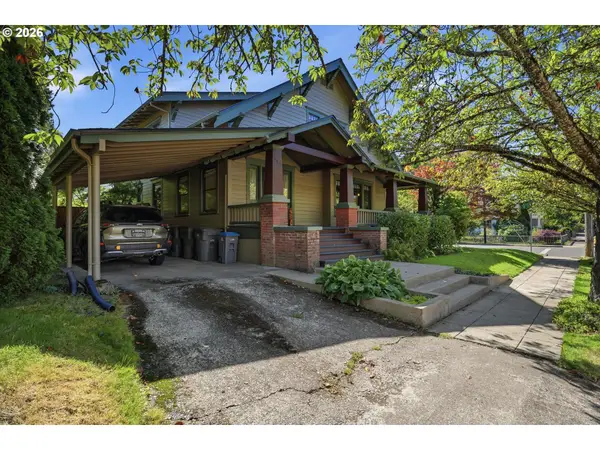 906 SE 1st St, McMinnville, OR 97128
