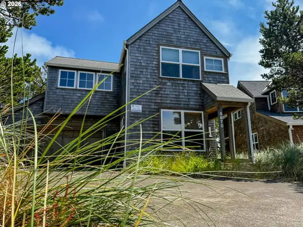 5670 Barefoot Ln, PacificCity, OR 97135