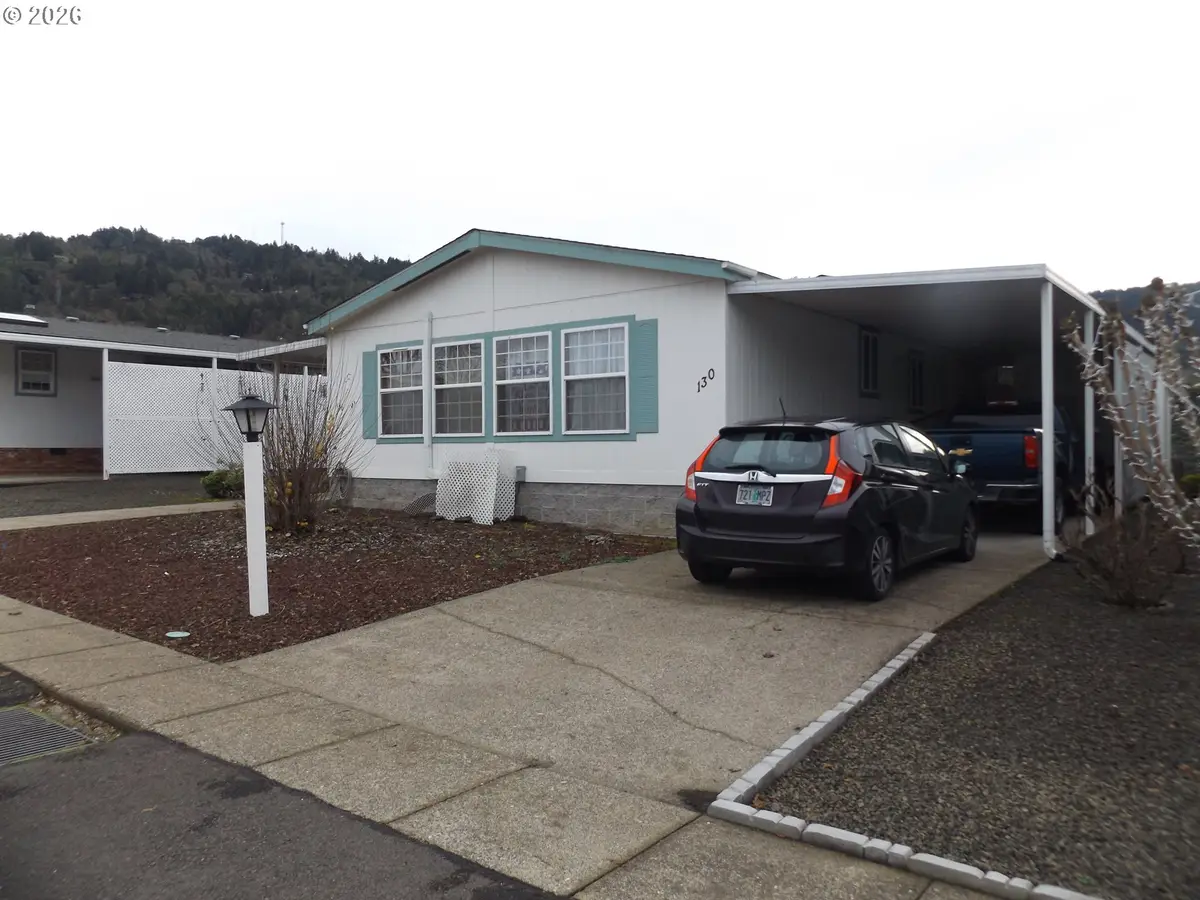 130 River Ridge Ave, Roseburg, OR 97471 - #1