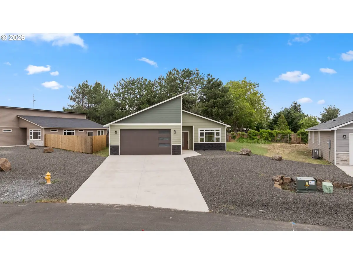402 Lolly Ln, Dallesport, WA 98617 - #1