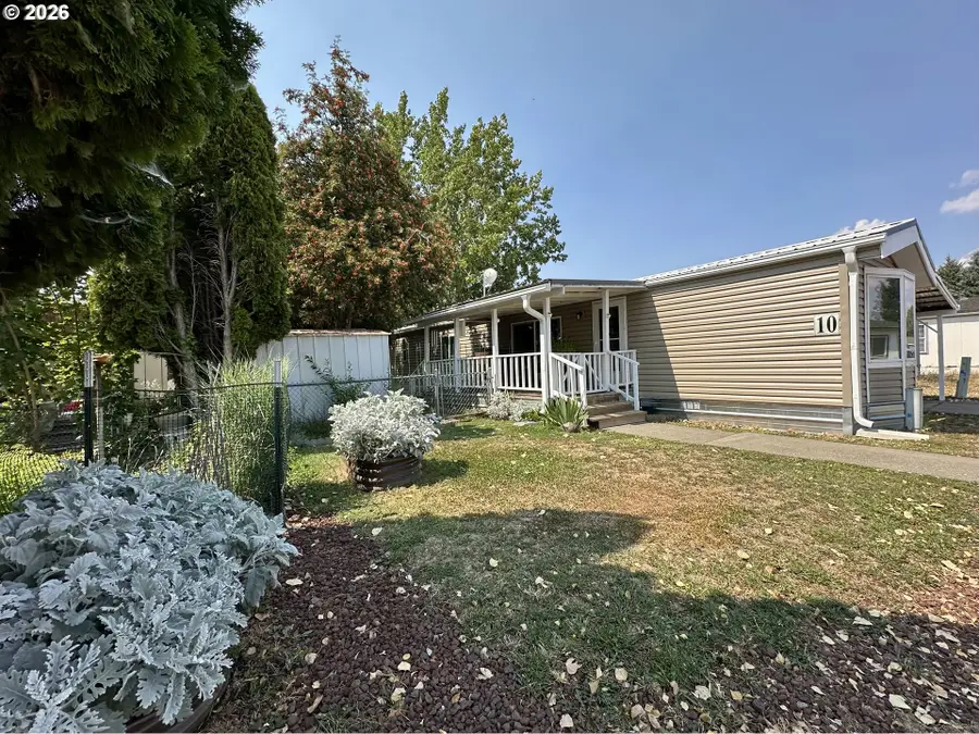 1500 S Columbus Ave #10, Goldendale, WA 98620 - #2