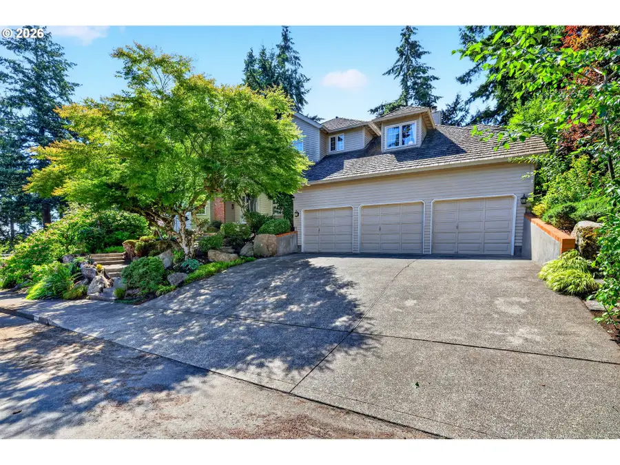 1334 Troon Dr, West Linn, OR 97068 - #3