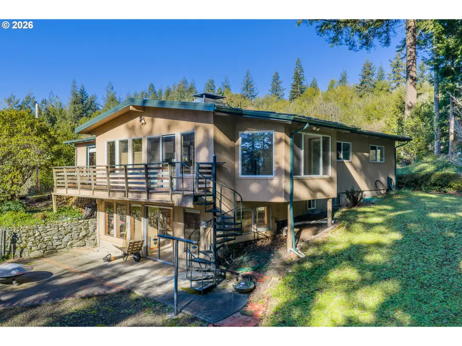 56671 Pleasant Hill Dr, Coquille, OR 97423 - #2