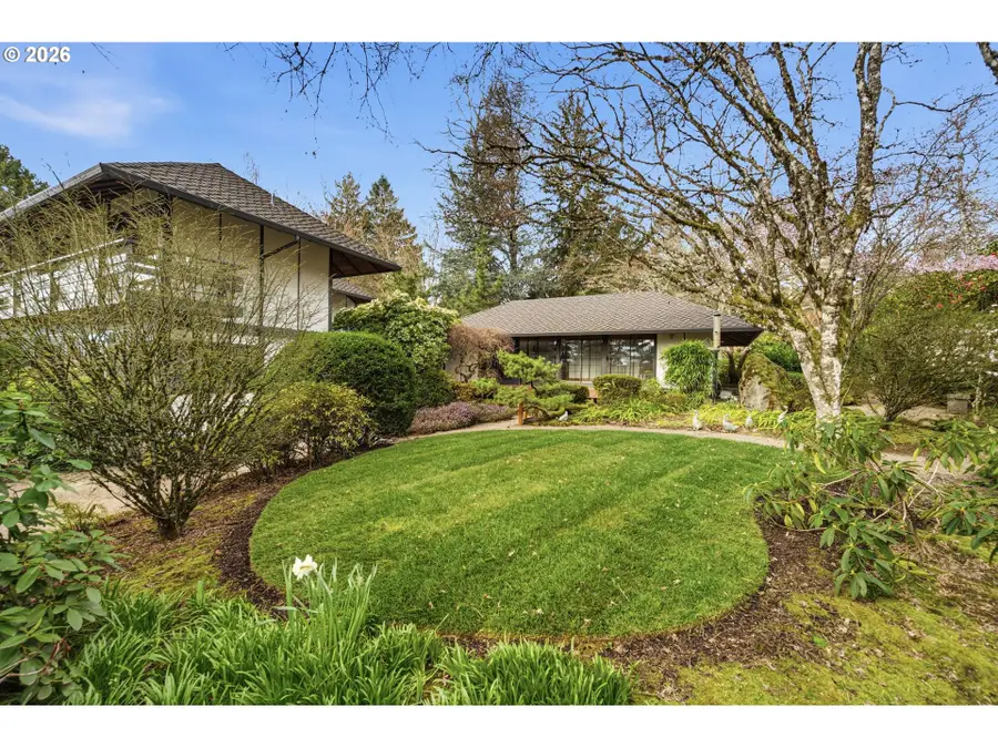 28 Monticello Dr, Lake Oswego, OR 97035 - #2