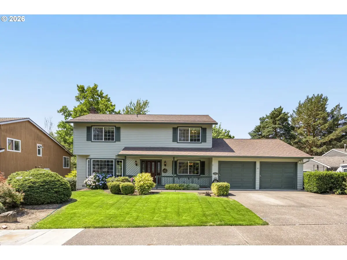 343 NE Hillwood Dr, Hillsboro, OR 97124 - #1