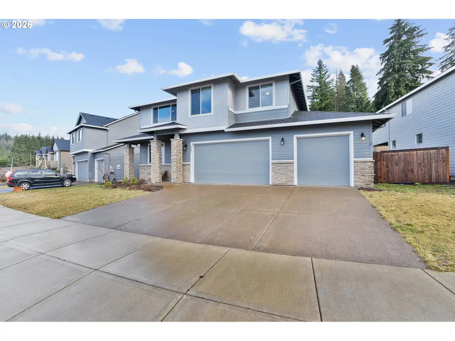 3587 NE Claire Rd, Estacada, OR 97023 - Image #2