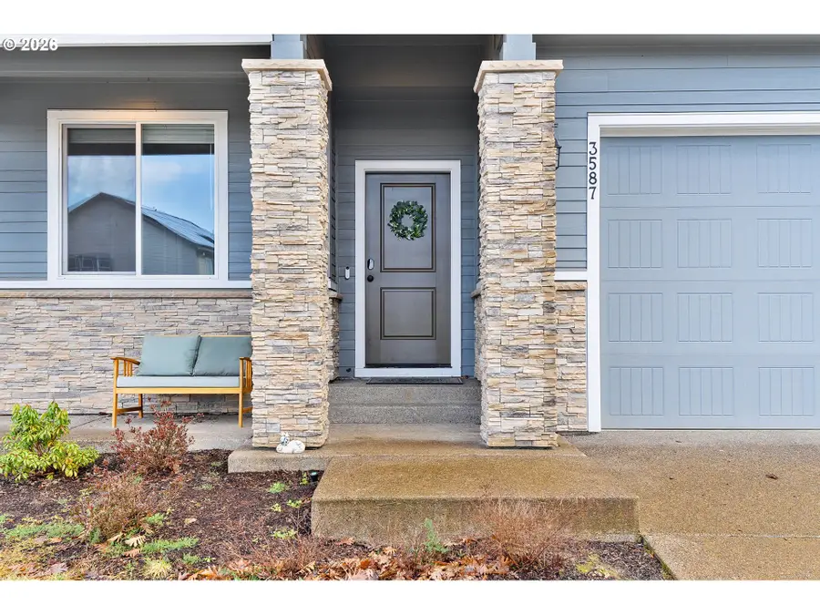 3587 NE Claire Rd, Estacada, OR 97023 - Image #3