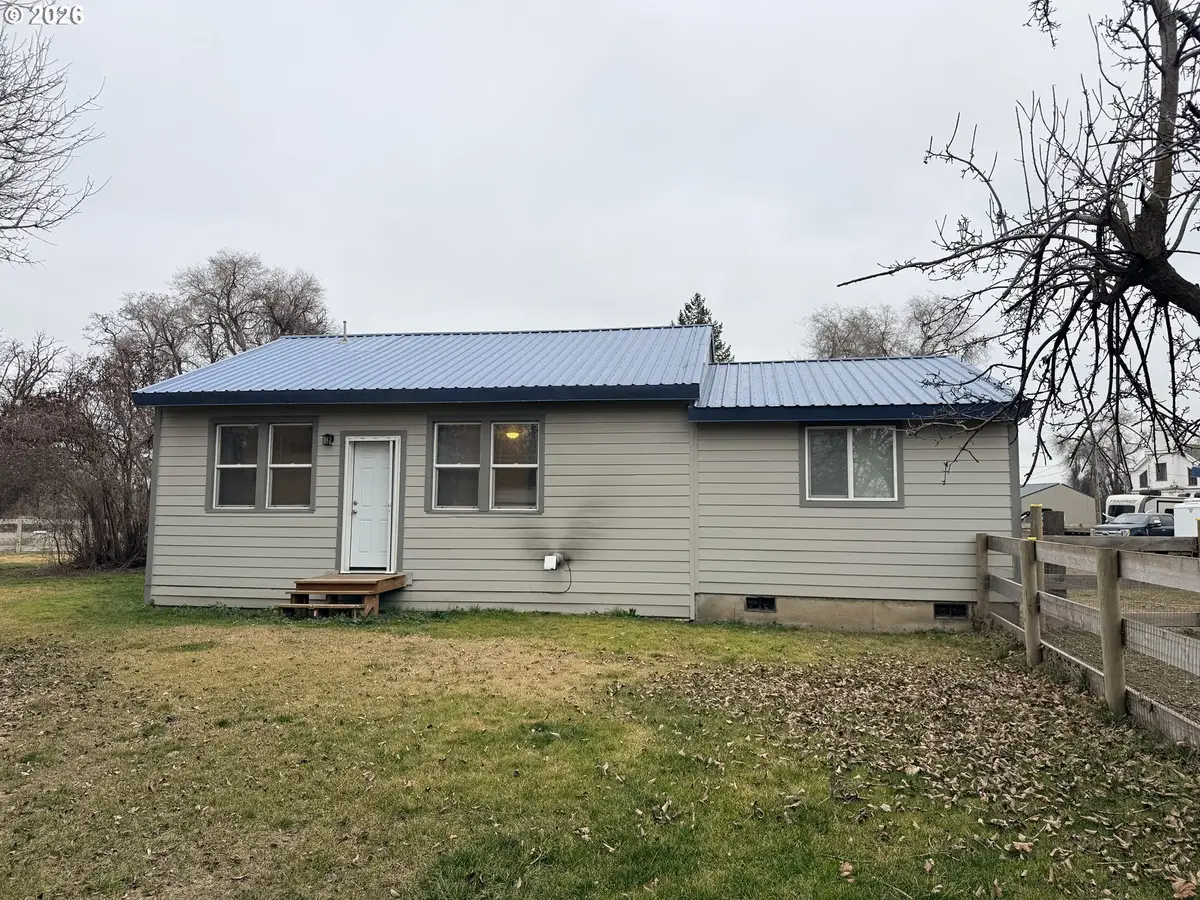 75840 Leezer Ave, Echo, OR 97826 - Image #1