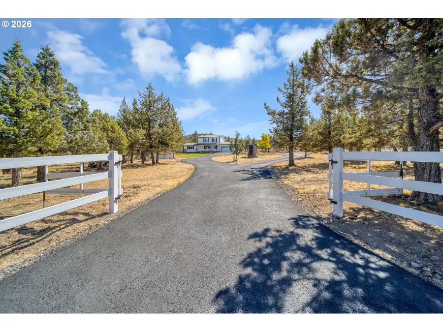 7158 SE Mark Rd, Prineville, OR 97754 - #2