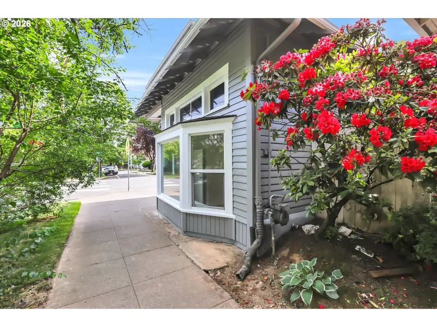 2037 SE 41st Ave, Portland, OR 97214 - #3