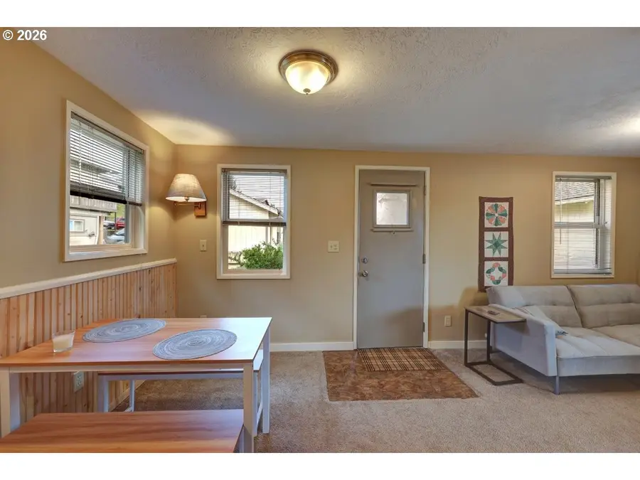 1449 9th St, Astoria, OR 97103 - #3