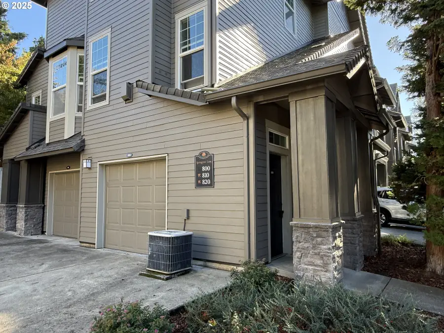 800 Springtree Ln, West Linn, OR 97068 - Image #3