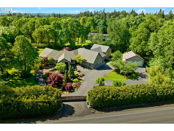 24300 NE Dayton Ave, Newberg, OR 97132