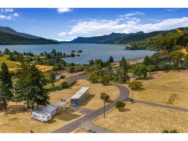 72 House St, Stevenson, WA 98648