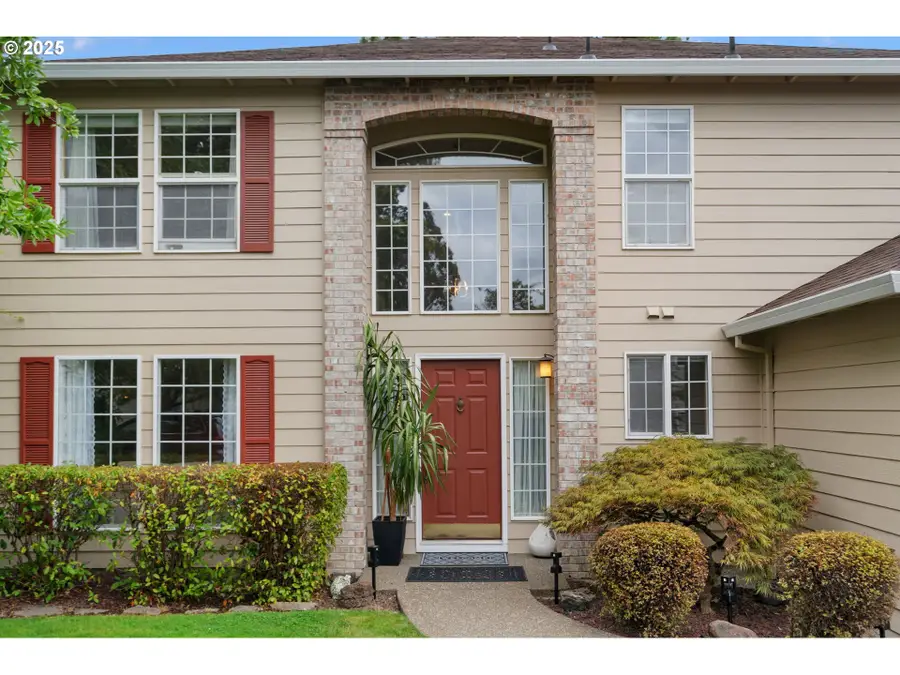 9358 SW Claridge Dr, Portland, OR 97223 - #3