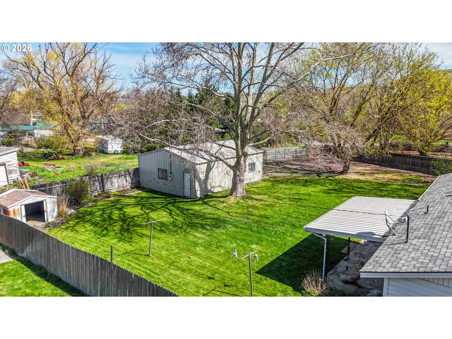 4203 SW Sheridan Ave, Pendleton, OR 97801 - #2