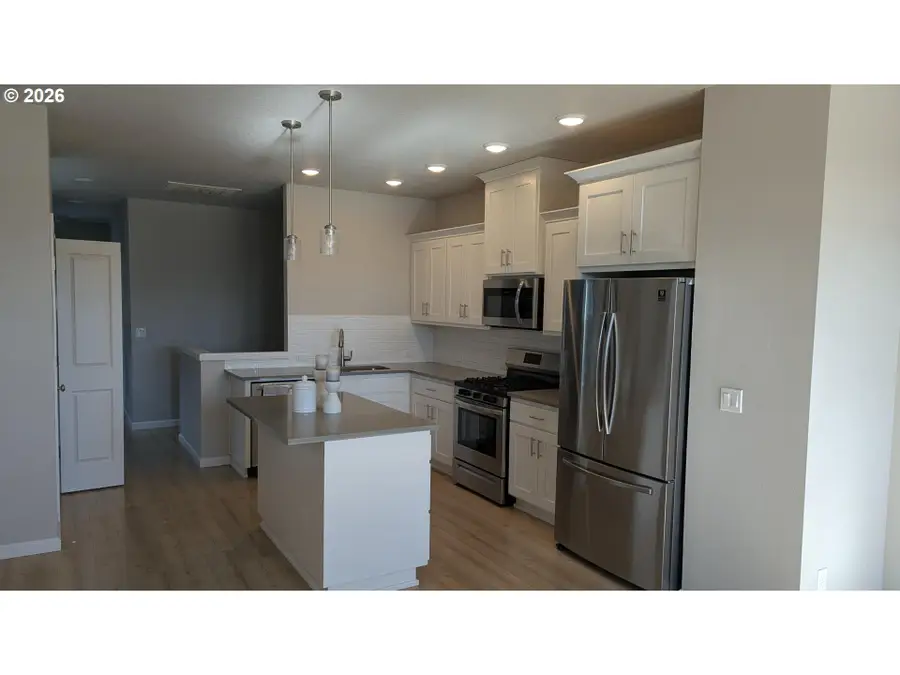 7024 SE Frasier Ln, Hillsboro, OR 97123 - #3