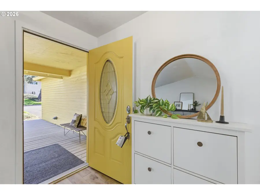 11015 SW 60th Ave, Portland, OR 97219 - Image #3