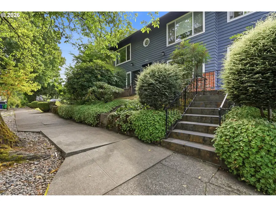 1515 SE 22nd Ave #8, Portland, OR 97214 - #2