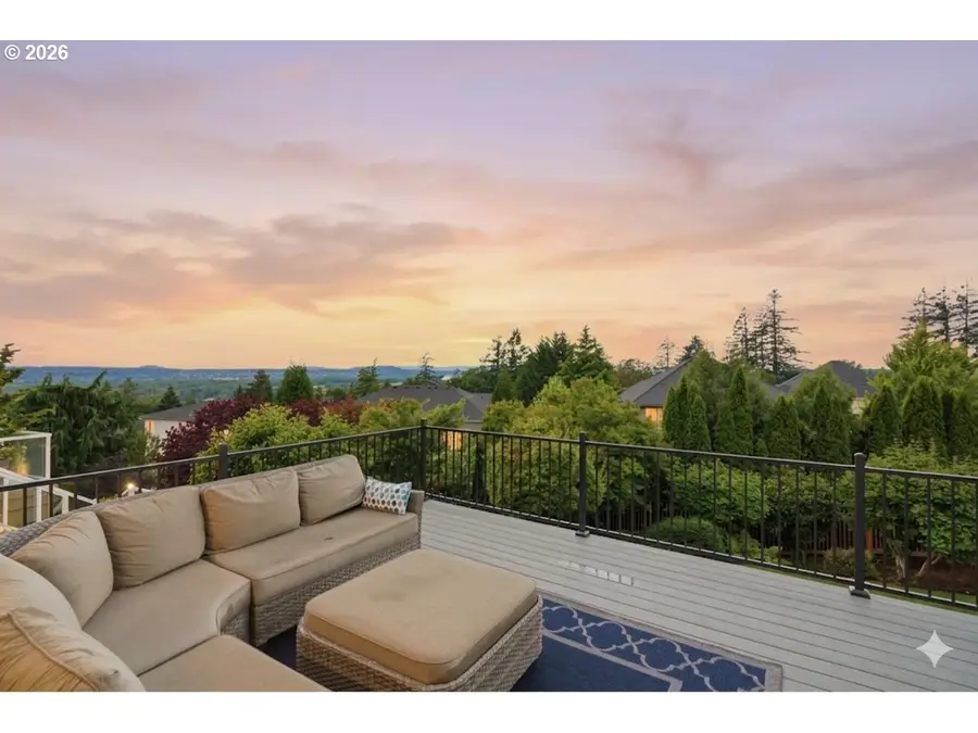 5237 NW Fernridge Dr, Camas, WA 98607 - #2