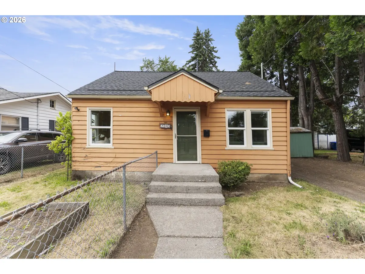 2343 SE 85th Ave Se, Portland, OR 97216 - #1