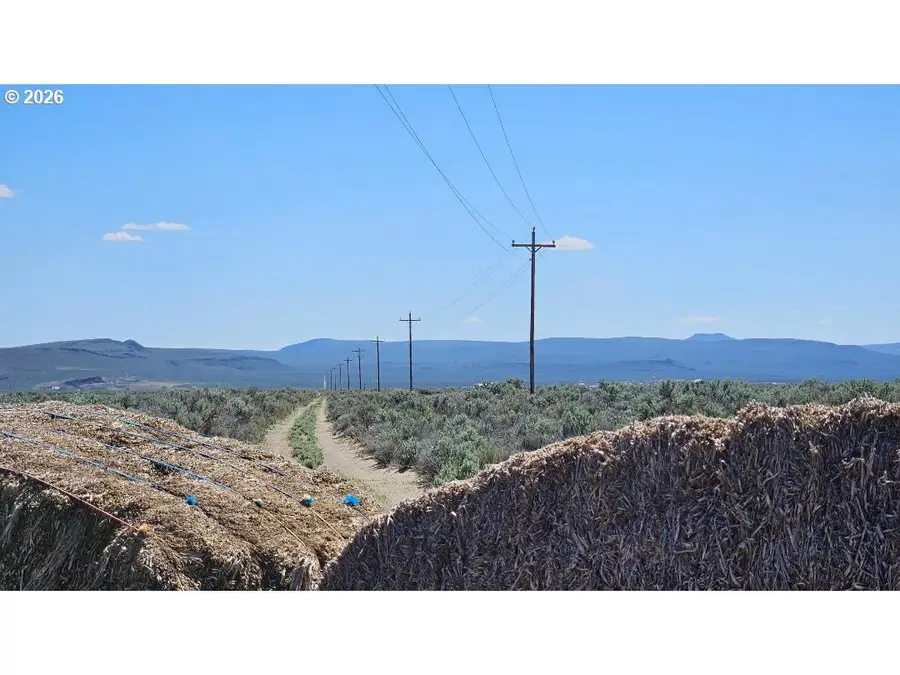 Off Christmas Valley Hwy #700-701, Silver Lake Fort Rock, OR 97641 - #2
