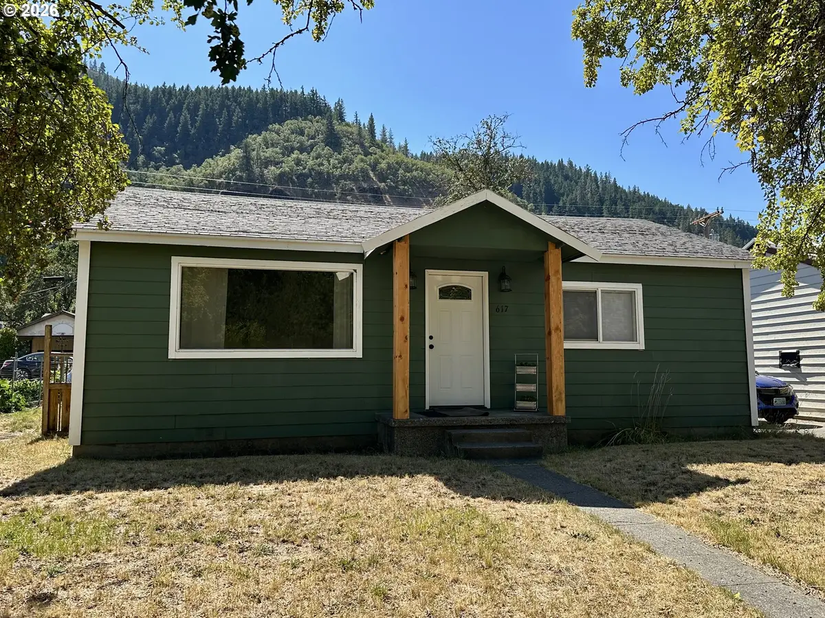 617 N Main St, Klickitat, WA 98628 - #1