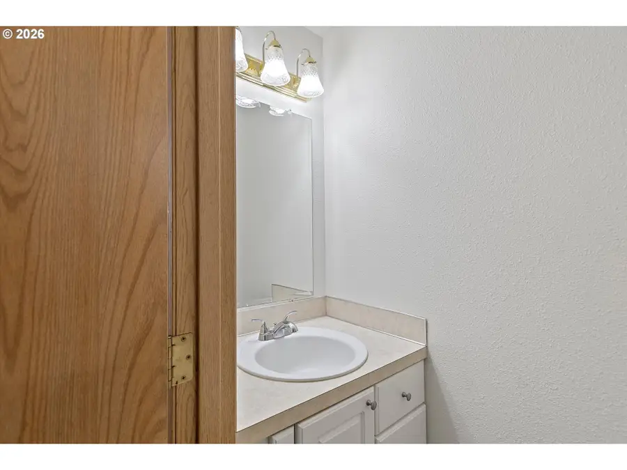 13949 Beavercreek Rd #102, Oregon City, OR 97045 - #3