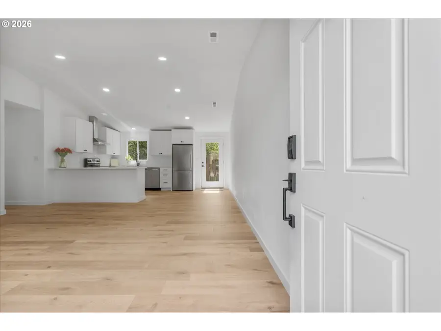 602 S Vermont St, Portland, OR 97219 - #3