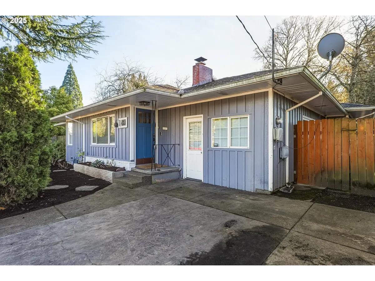 664 NE Grant St, Hillsboro, OR 97124 - Image #1