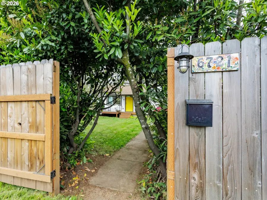 6721 SE 77th Ave, Portland, OR 97206 - #2