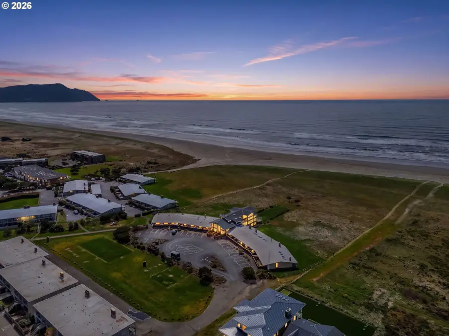 101 13th St #211, Gearhart, OR 97138 - #2