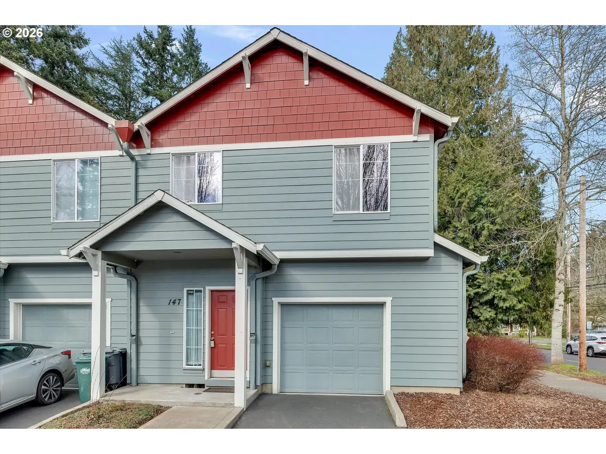 147 SE 9th Ave, Hillsboro, OR 97123 - #1