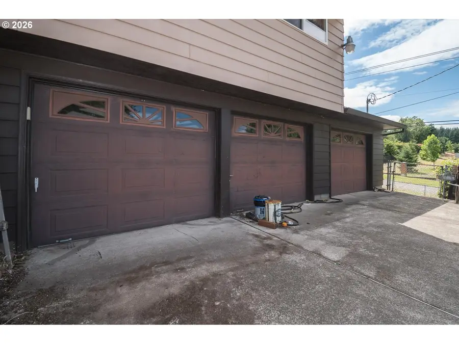 13212 SE Lucille St, Happy Valley, OR 97086 - #2