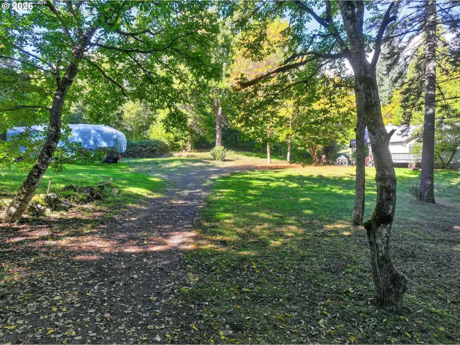 231 Butler Loop Rd, Stevenson, WA 98648 - #3
