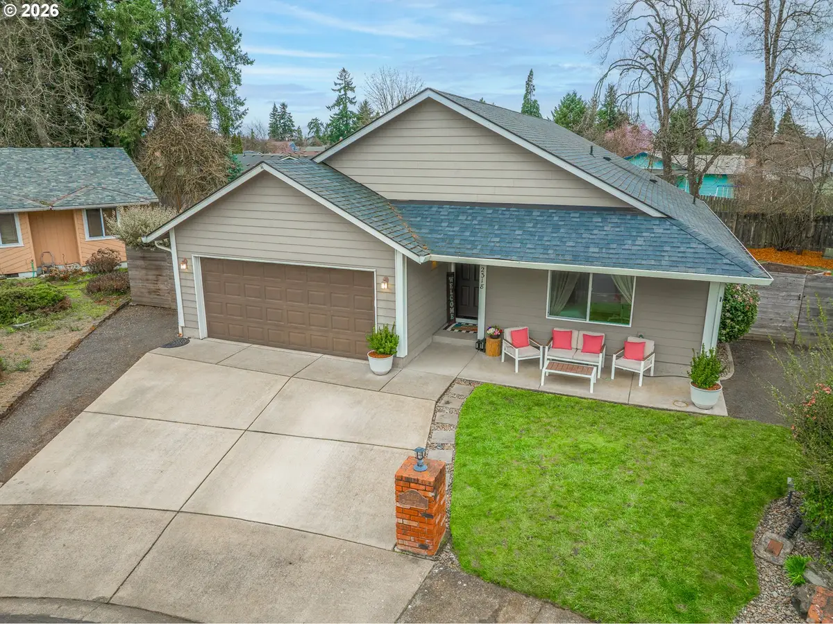 2318 8th St, Springfield, OR 97477 - #1